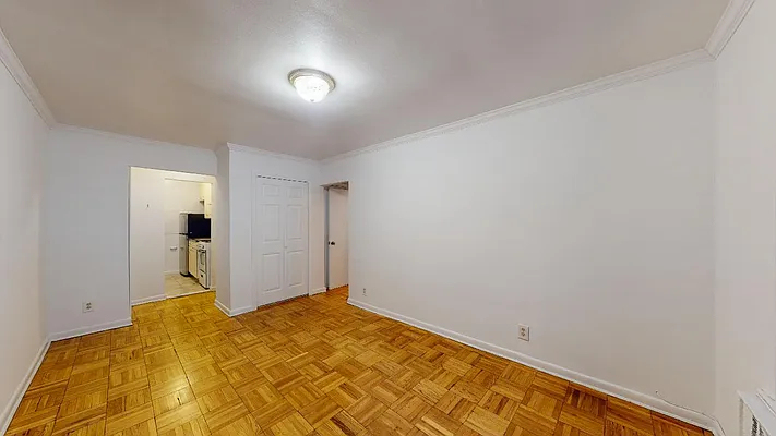 164 East 78th Street - Photo 1