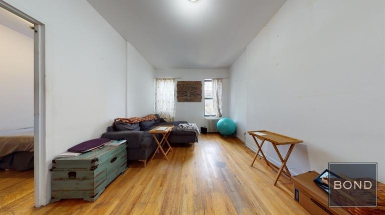 349 East 82nd Street - Photo 5