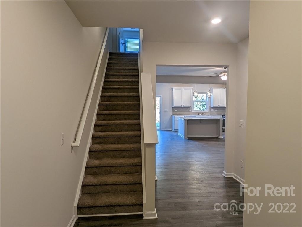 3778 Yorkshire Place - Photo 9