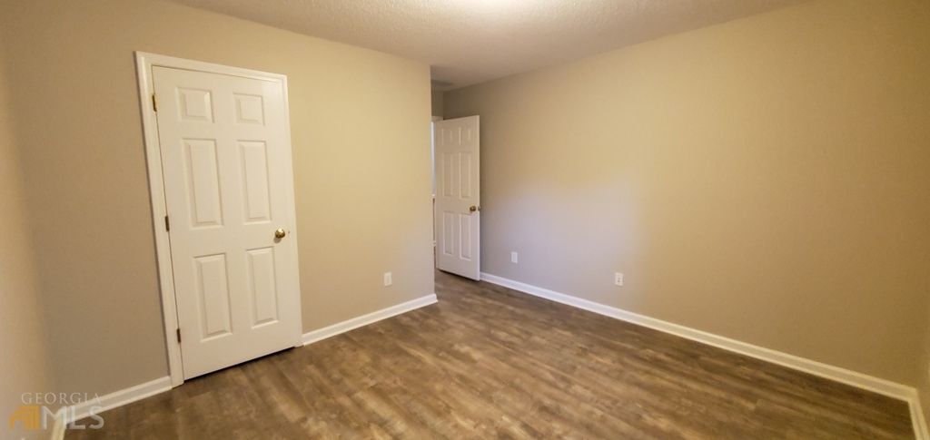 2436 Elkhorn Terrace - Photo 5