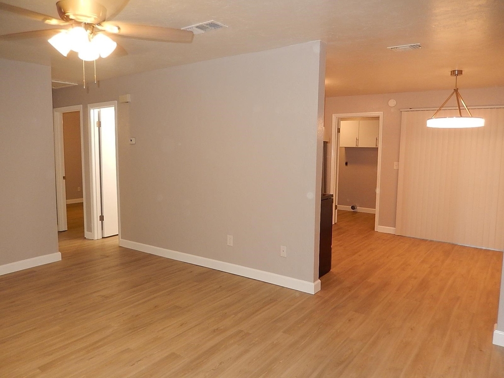 520 Pasco - Photo 2