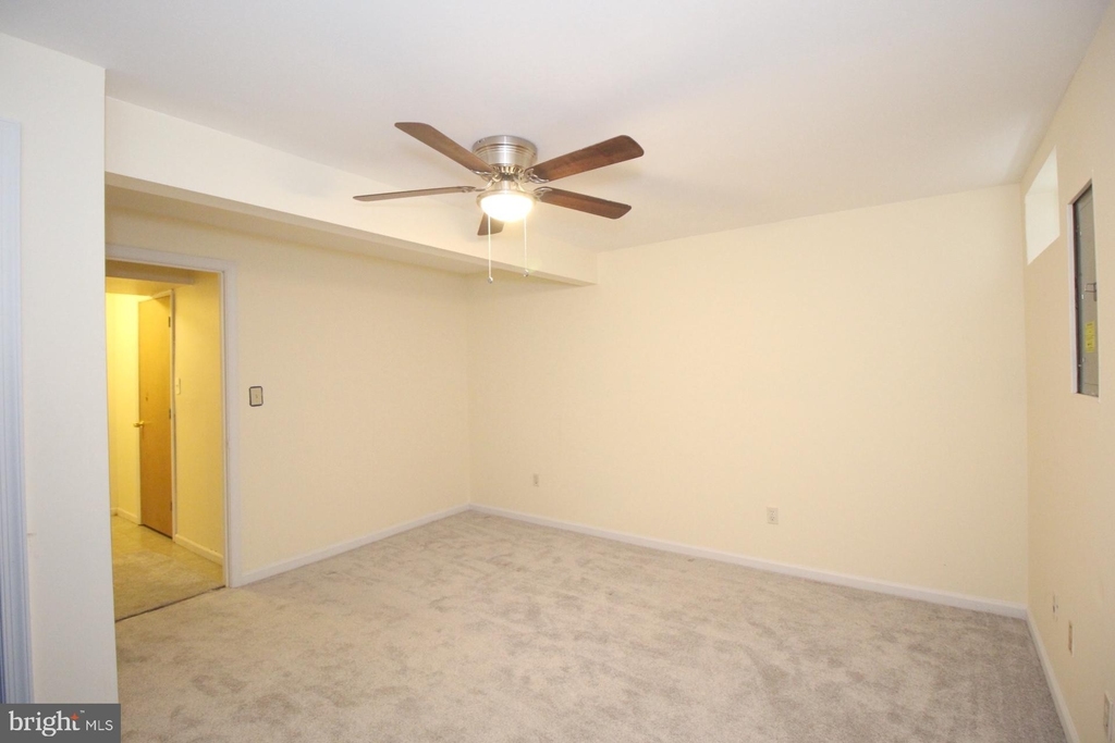 8094 Grandview Court - Photo 17