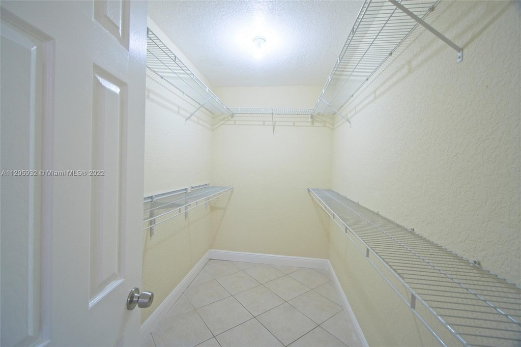 7955 Sw 104 St - Photo 7