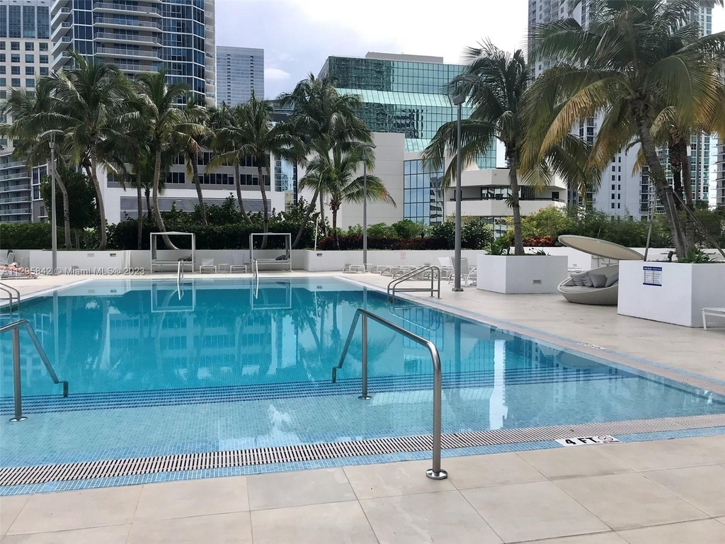 950 Brickell Bay Dr - Photo 20