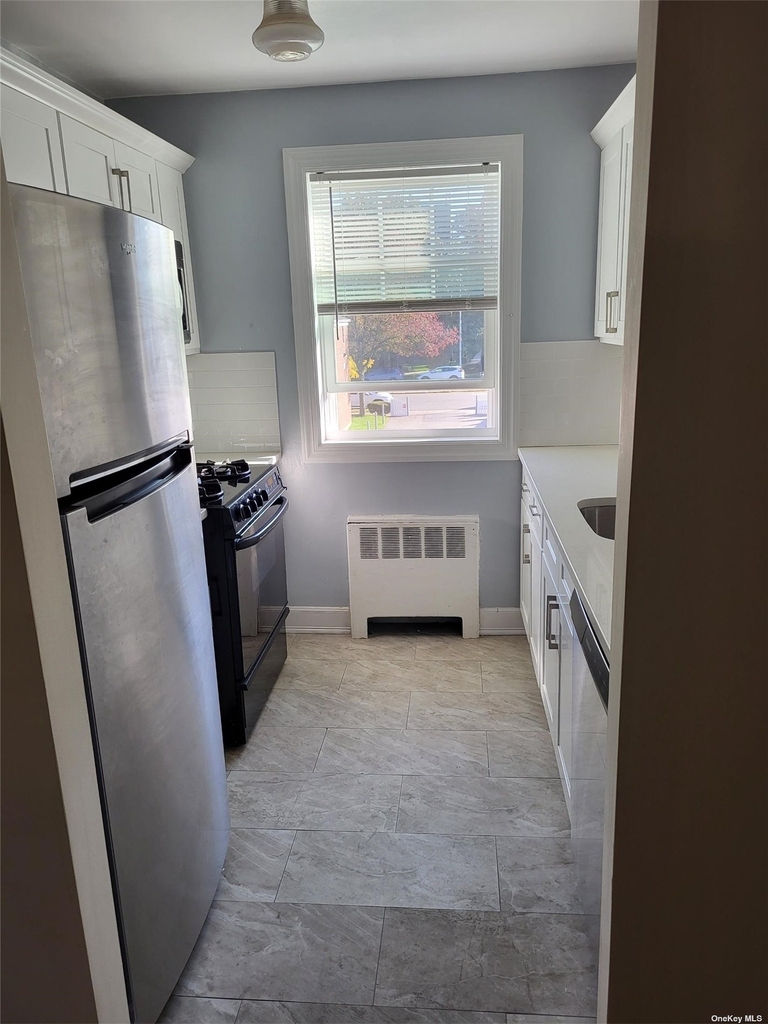 78-28-b 226 Street - Photo 3