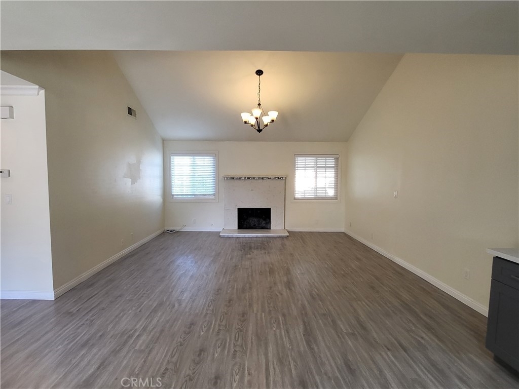 15437 Los Robles Avenue - Photo 4