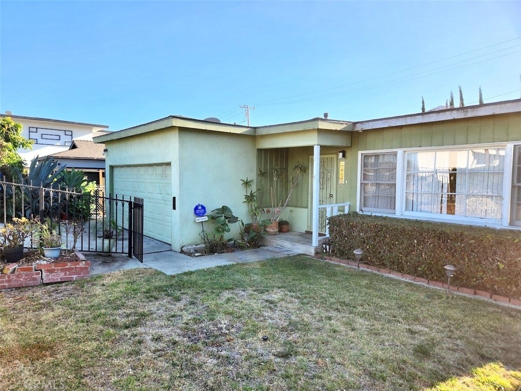 5313 S Centinela Avenue - Photo 0