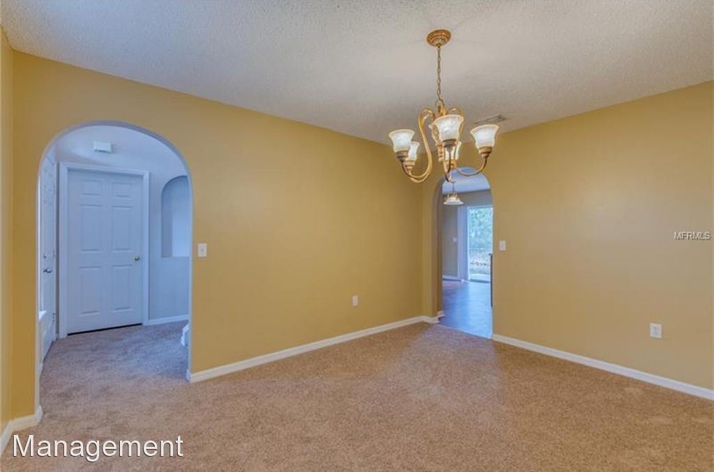 6189 Wayside Court - Photo 14