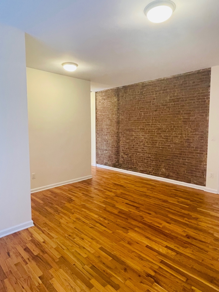 48 West 73 Street at Columbus Avenue - Photo 3