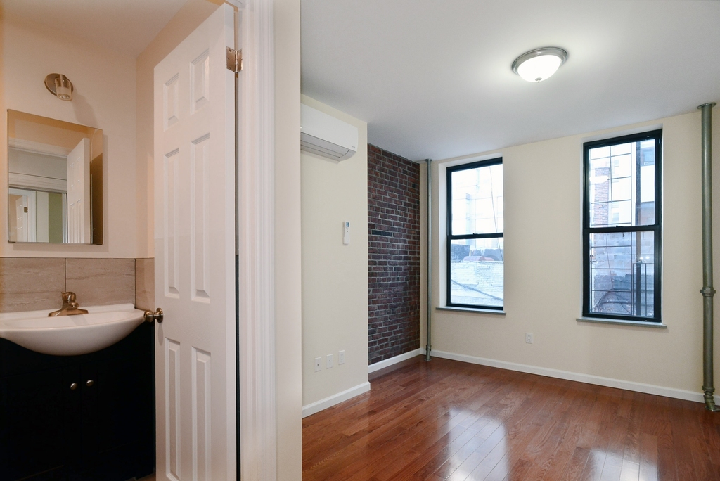 192 Orchard Street - Photo 5