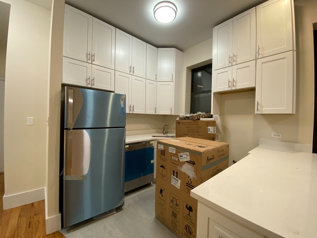 167 West 80th Street - Photo 7