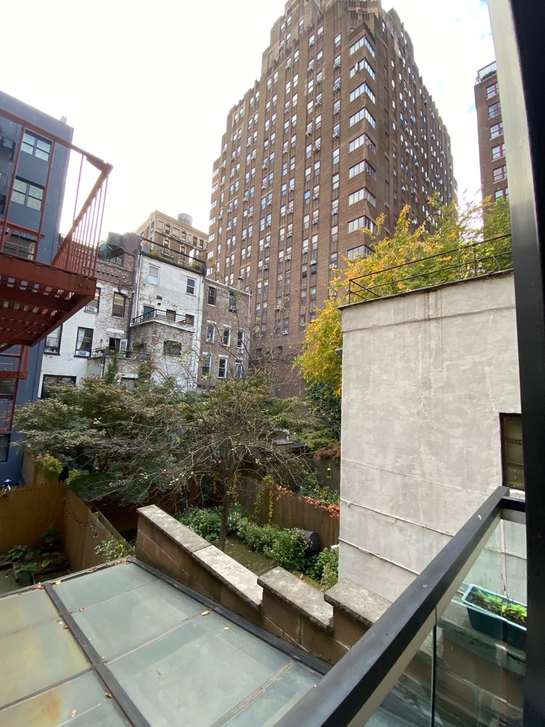 314 West 104th Street - Photo 2