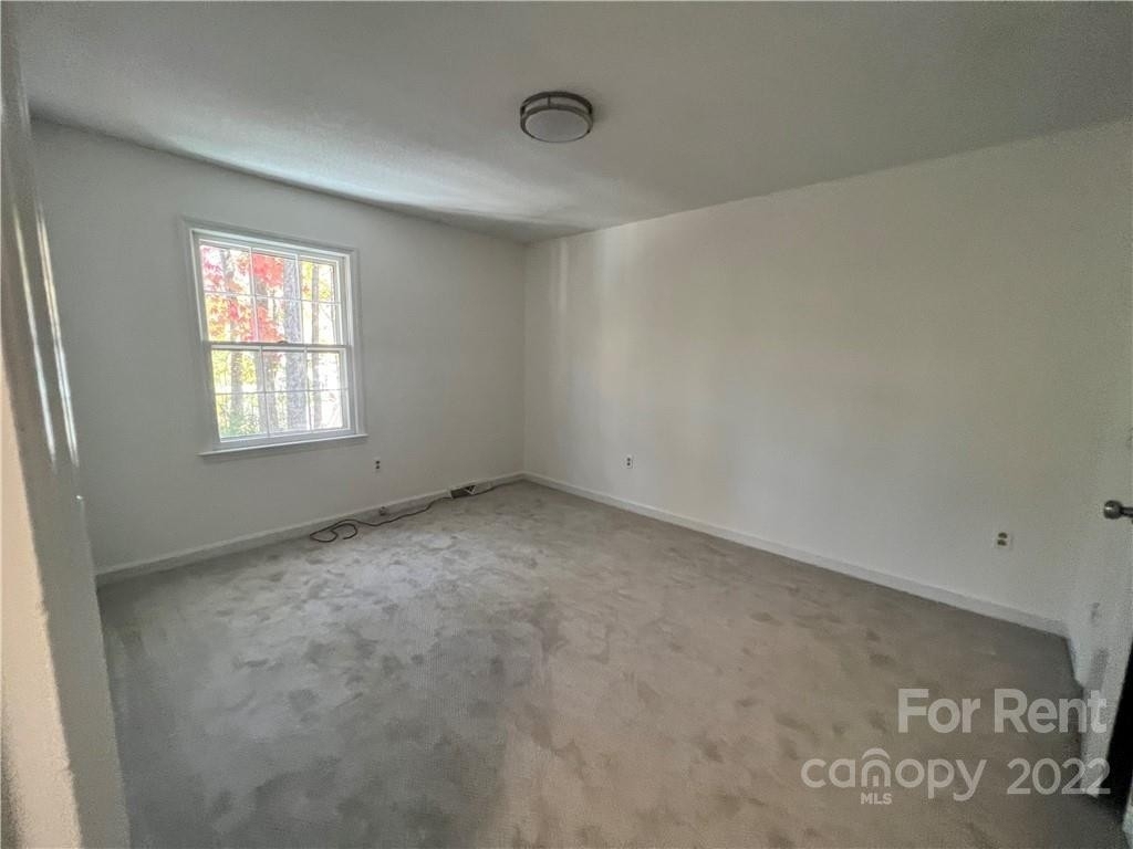 422 Sunnywood Lane - Photo 18