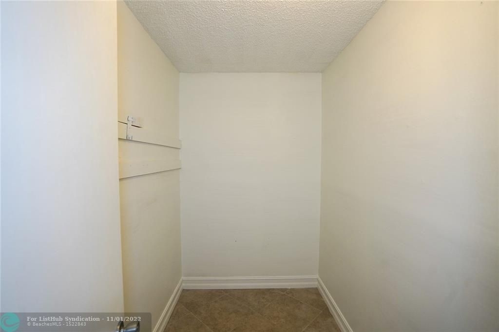 1020 Nw 80th - Photo 8