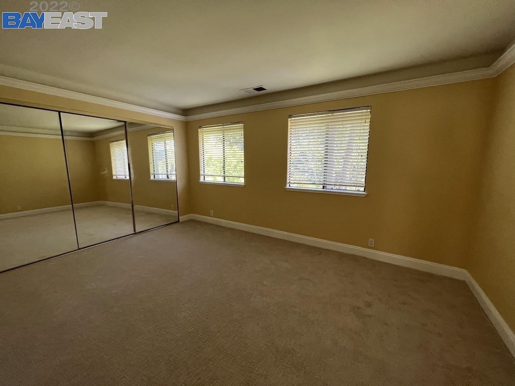 10 Kemp Ct - Photo 5