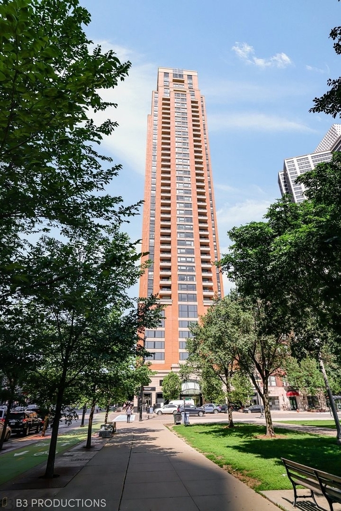 1160 S Michigan Avenue - Photo 1