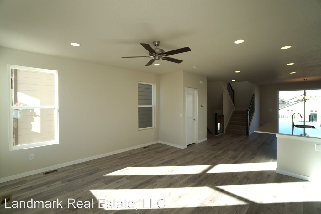 7155 Hunter Jumper Drive - Photo 5