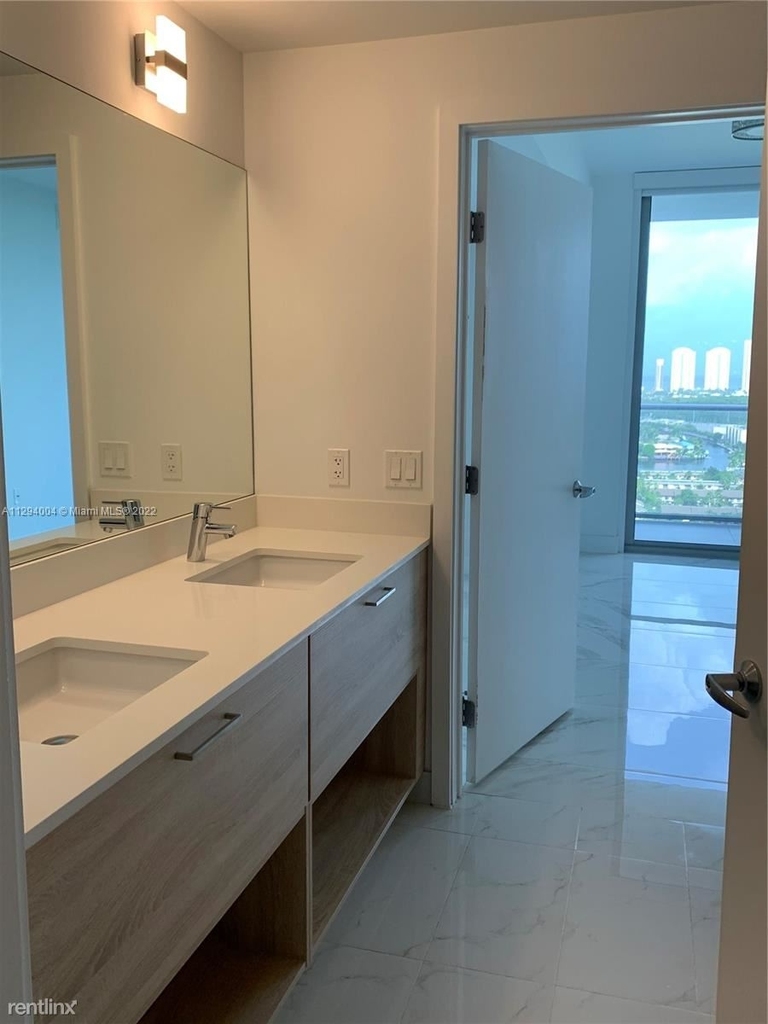 16385 Biscayne Blvd Unit 2417 - Photo 5