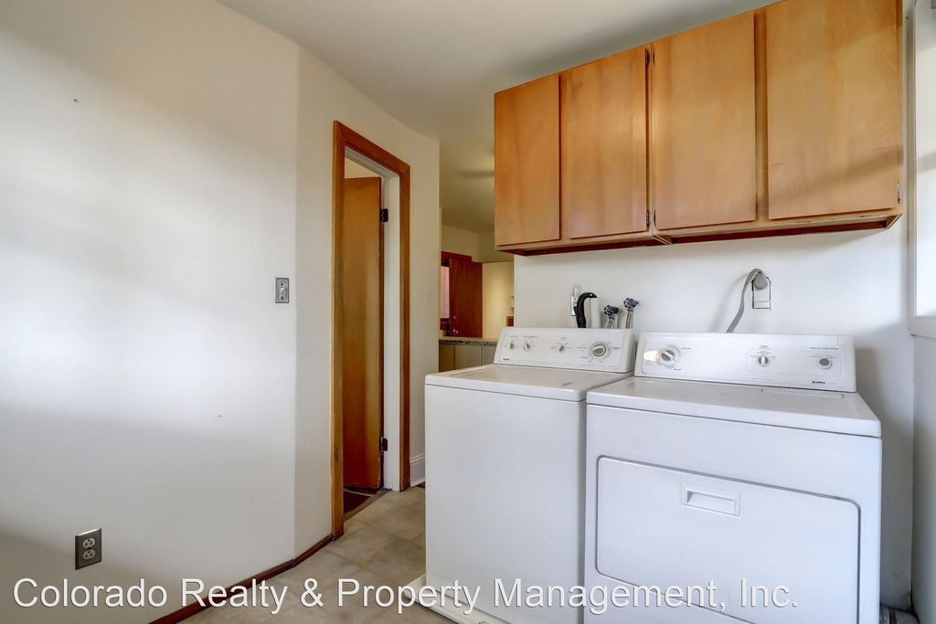 1233 Elizabeth St. - Photo 19