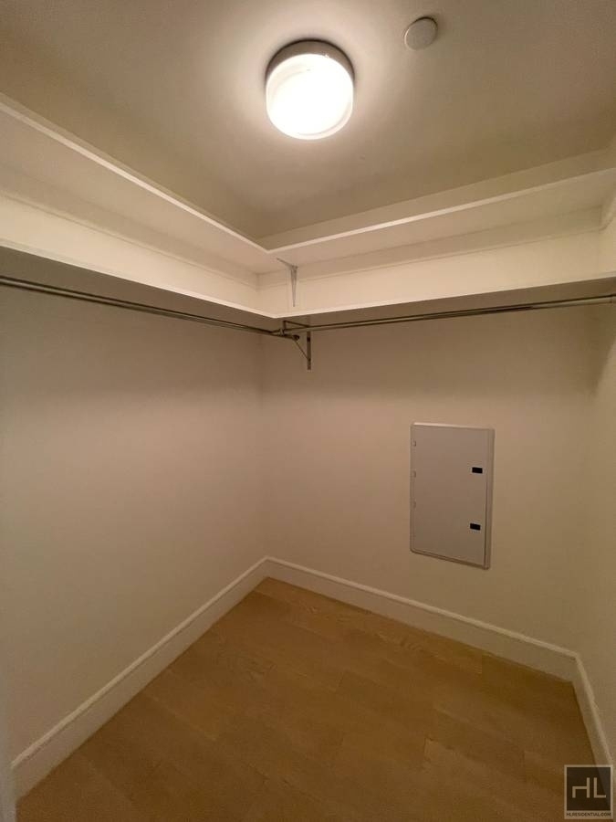 1399 Park Avenue - Photo 2