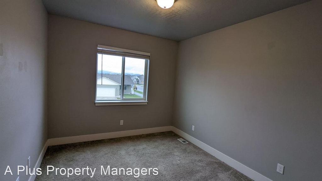 12076 W Wellington Ave - Photo 17