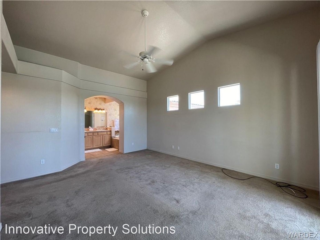 10731 Blue Water Bay - Photo 23