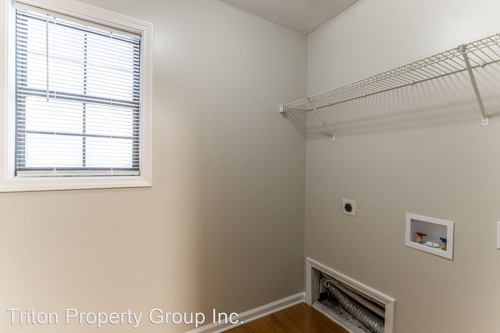 2266 Wysong Square - Photo 13