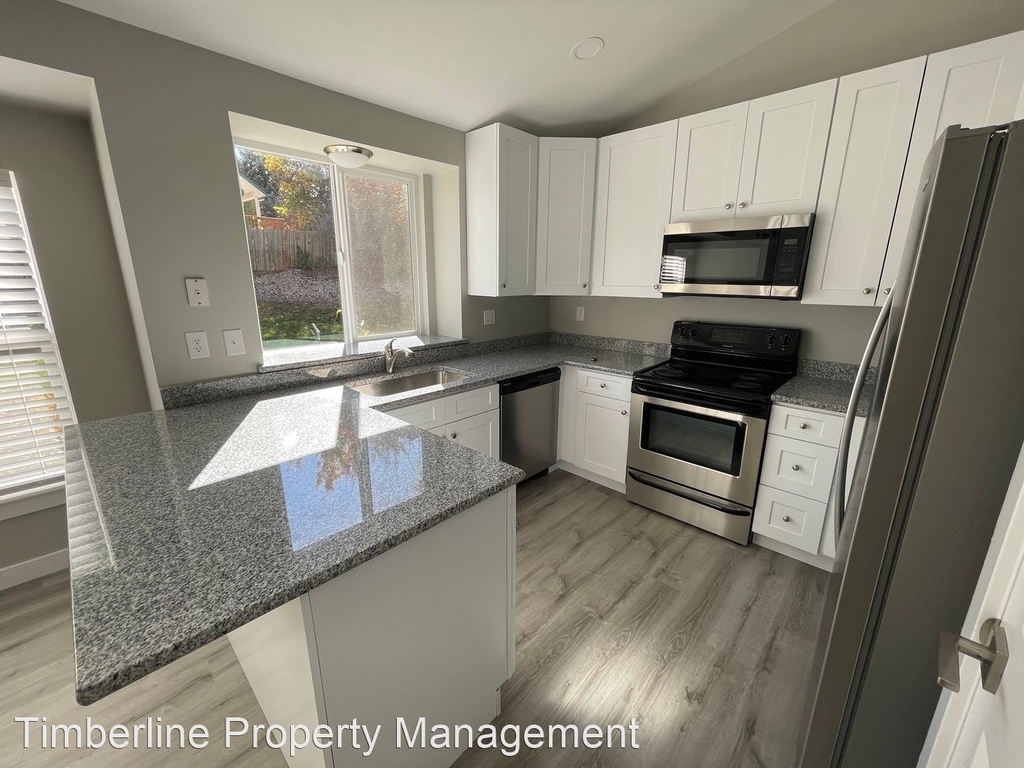 2035 Tinsel Pl - Photo 6