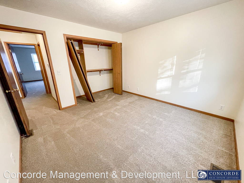 5131 Lowell Avenue - Photo 8