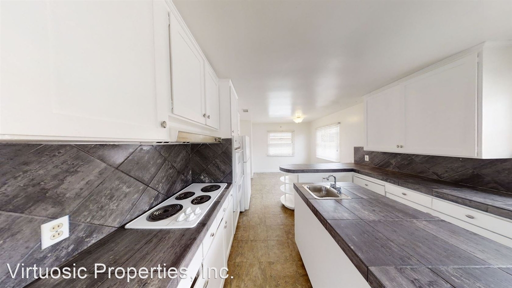 4933 Art St. - Photo 5