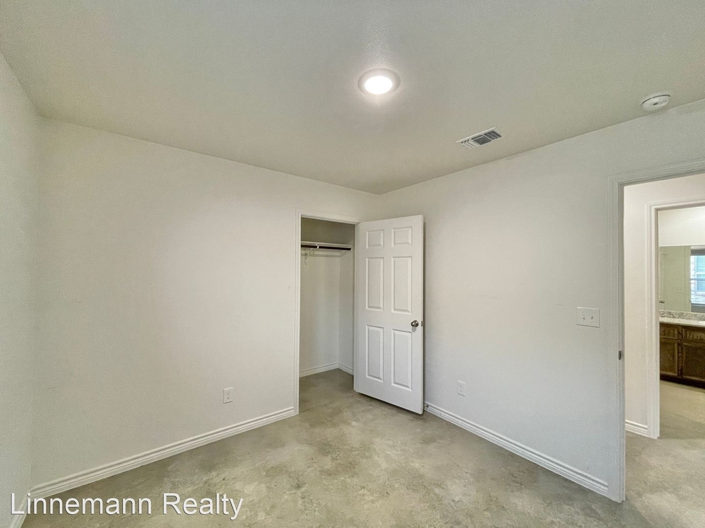 5906 Harriet Tubman Avenue - Photo 10