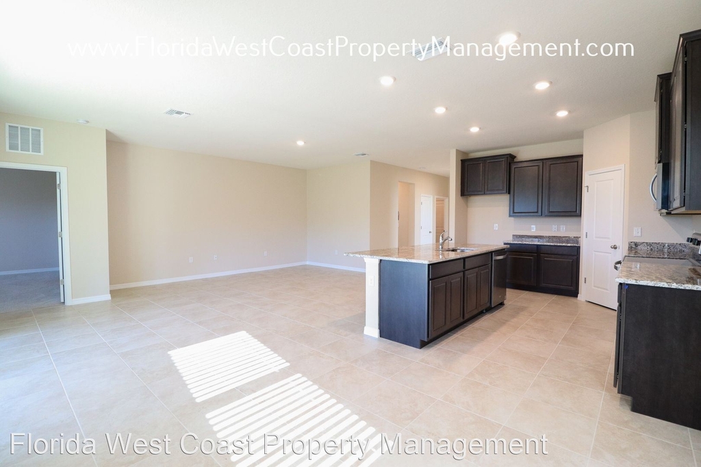 16465 Woodside Gln - Photo 14