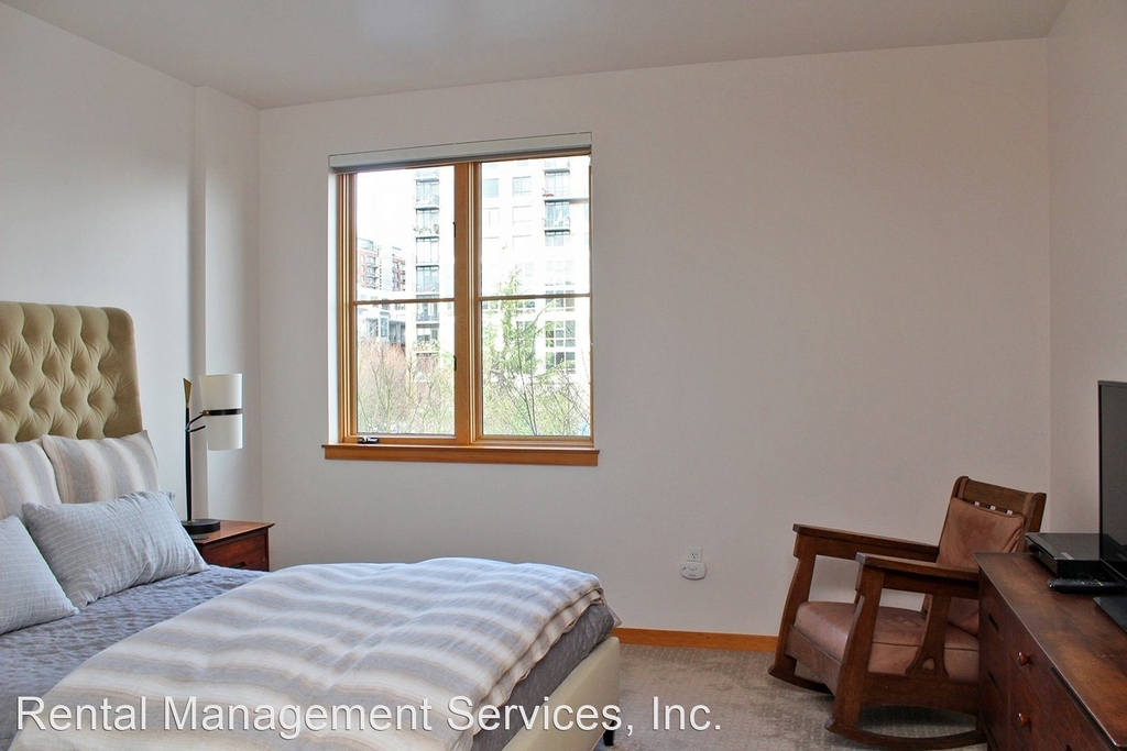 1030 Nw Johnson St # 321 - Photo 17