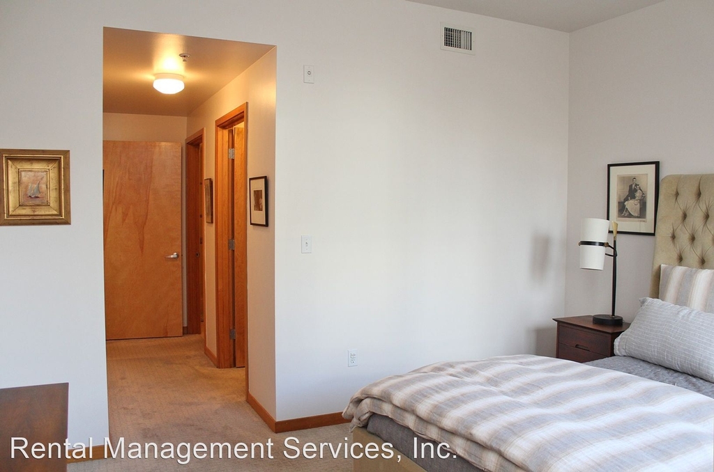 1030 Nw Johnson St # 321 - Photo 18