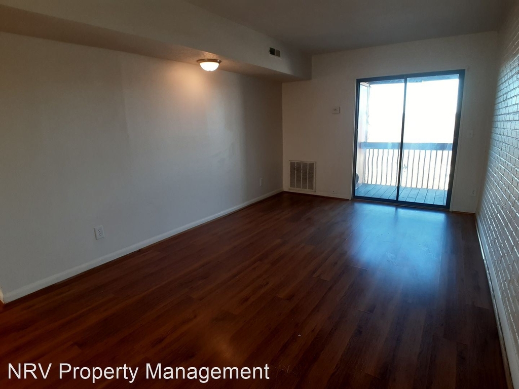 1407 Pickett Street - Photo 1