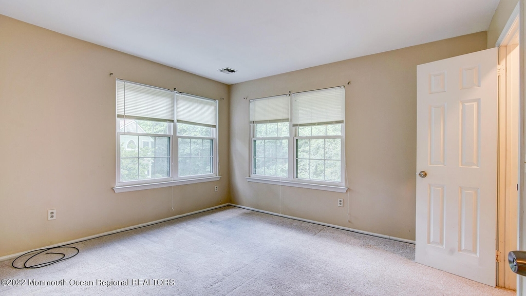 401 Santa Anita Lane - Photo 14