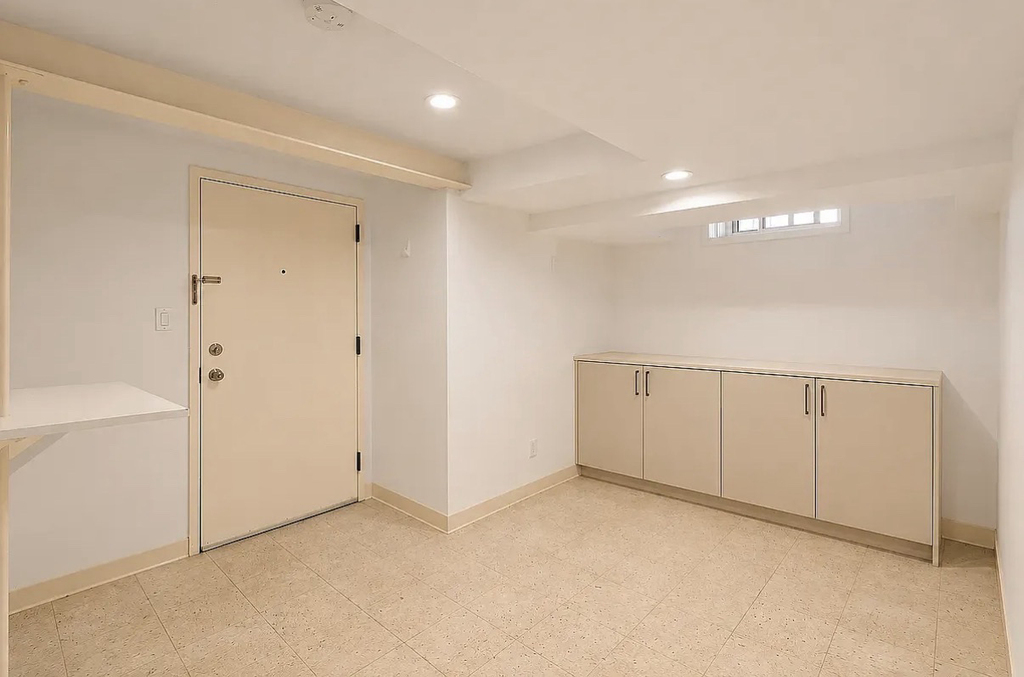 291 Wyckoff Avenue - Photo 7