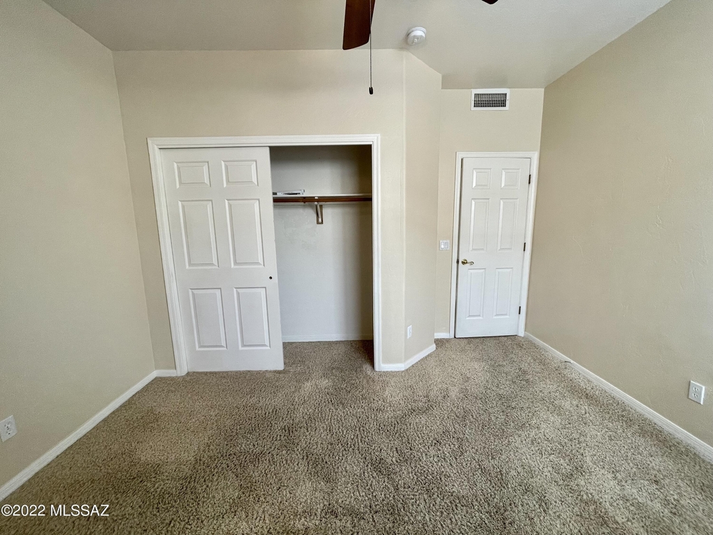 222 W Brinkley Springs Drive - Photo 39