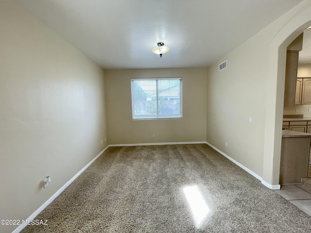 222 W Brinkley Springs Drive - Photo 14