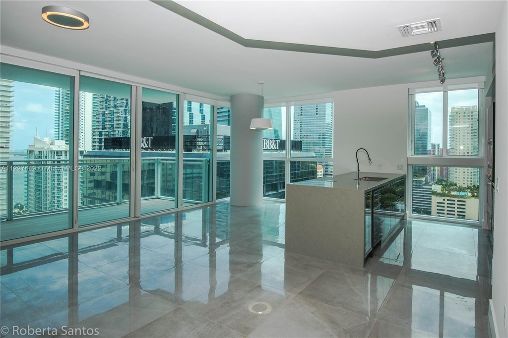 1080 Brickell Ave - Photo 4