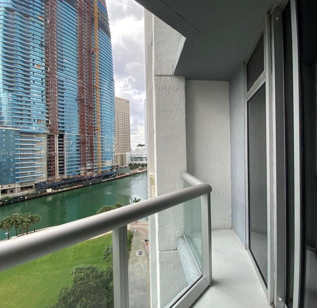 475 Brickell Ave - Photo 5