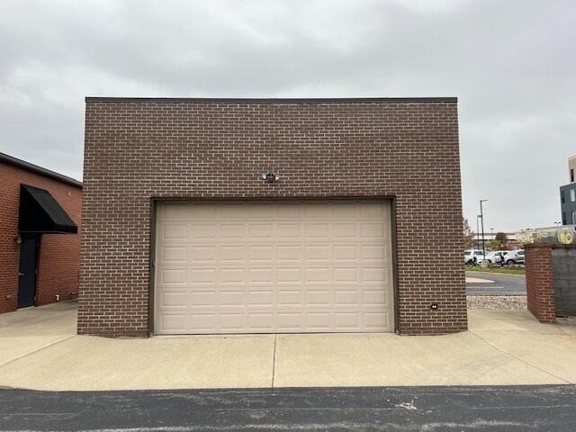 276 Meijer Way - Photo 0