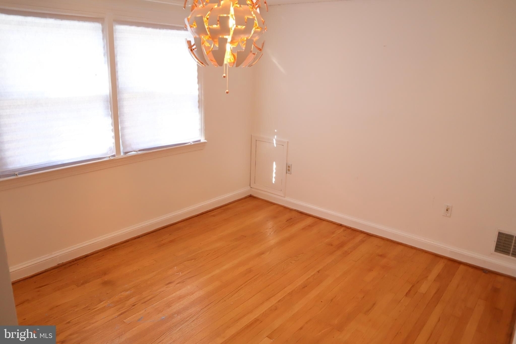 9510 Page Avenue - Photo 3