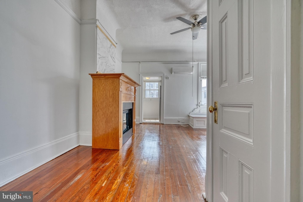 1208 N Calvert Street - Photo 5