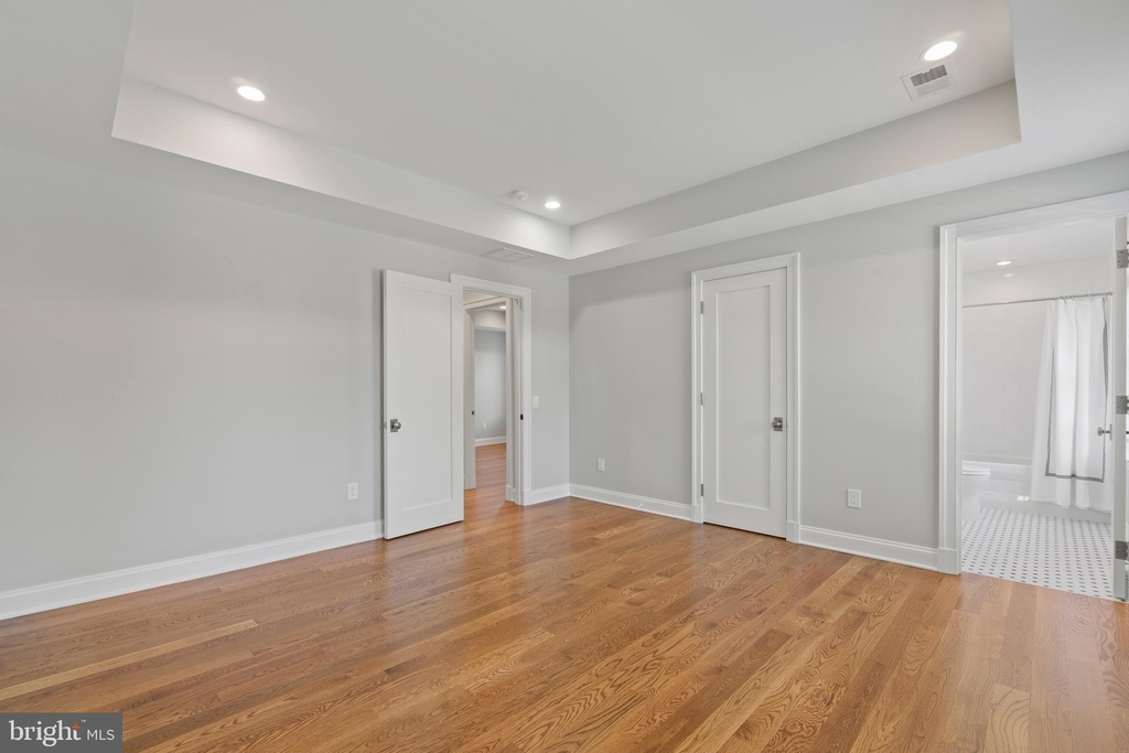 4303 16th Street Nw - Photo 24