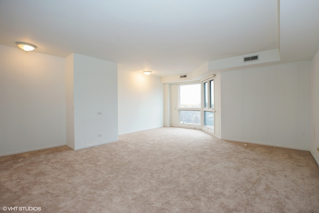 3700 N Lake Shore Drive - Photo 5