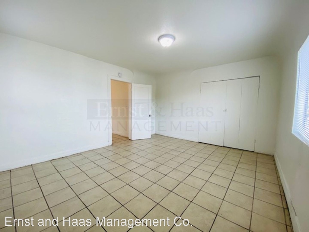 9518 California Ave. - Photo 8