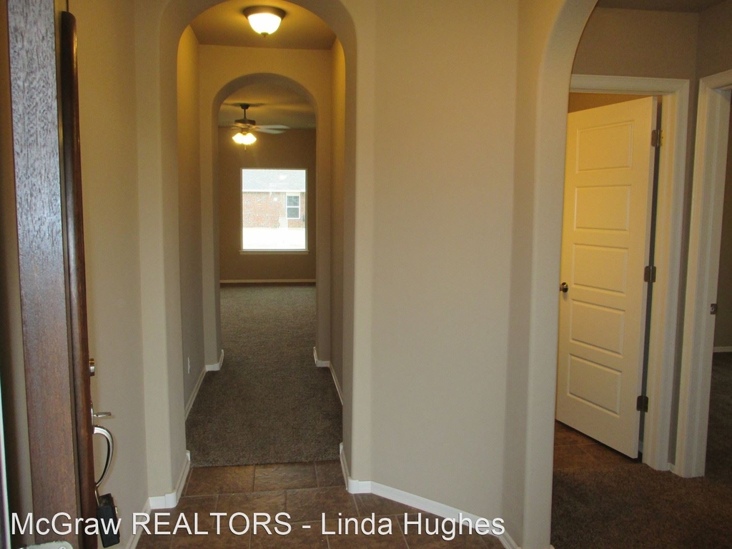 11107 N 145th East Place - Photo 2