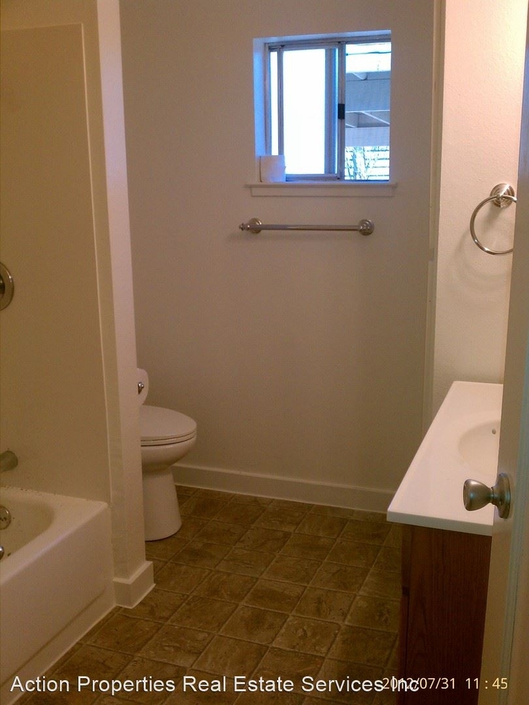 235 Irene Avenue - Photo 7