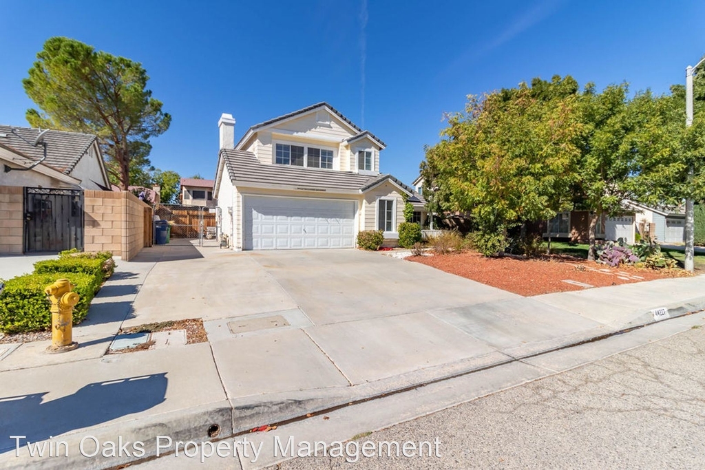 44227 Danya Ln - Photo 2